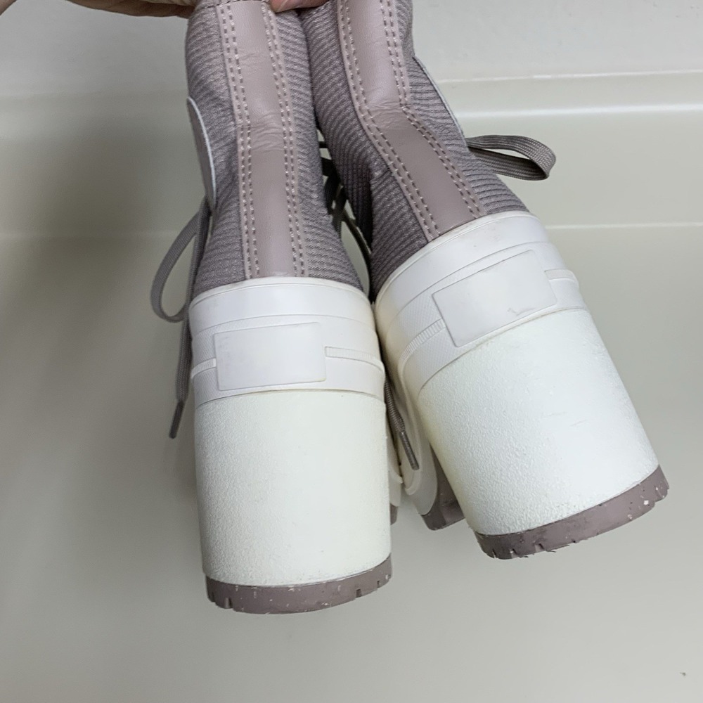 Converse Chuck 70 De Luxe Shoes Women's 6 Gray White Chunky Heel Platform Boots - Picture 9 of 16